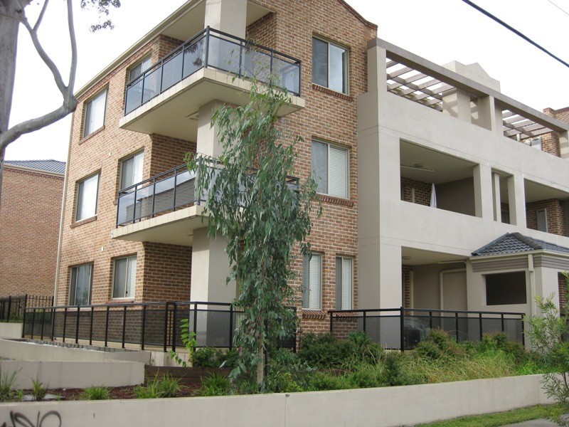 15/36-38 Lydbrook St, Westmead NSW 2145