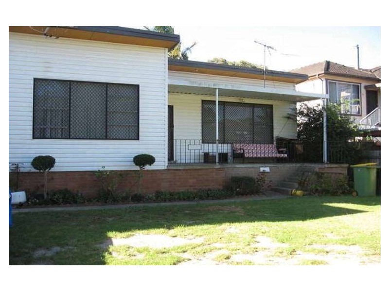 61 Waterside Crescent, Carramar NSW 2163