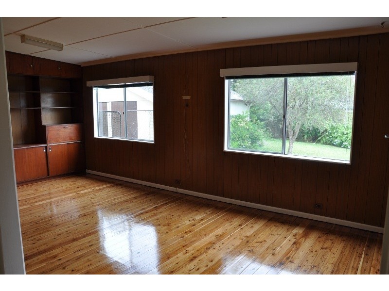 400 Blaxcell Street, Granville NSW 2142