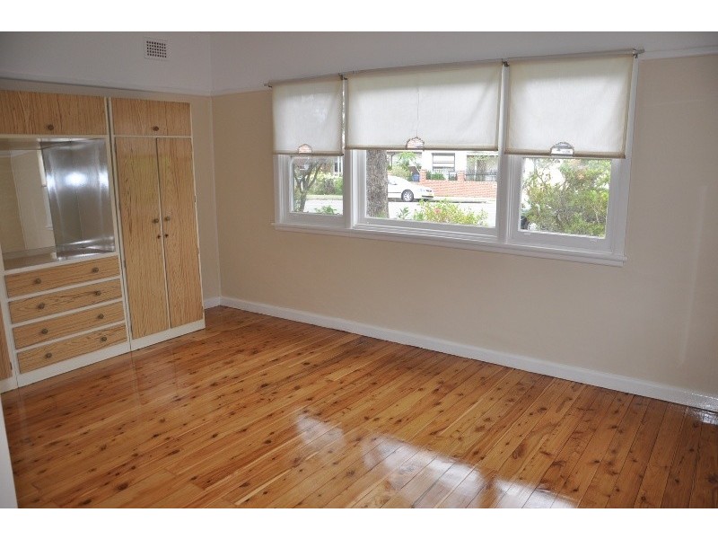 400 Blaxcell Street, Granville NSW 2142