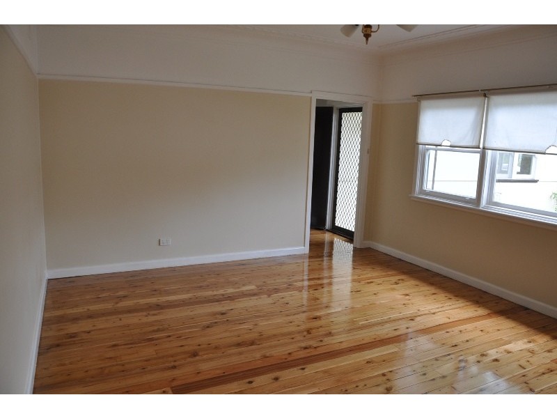 400 Blaxcell Street, Granville NSW 2142