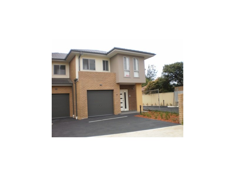 4/17  Mimosa Avenue, Toongabbie NSW 2146