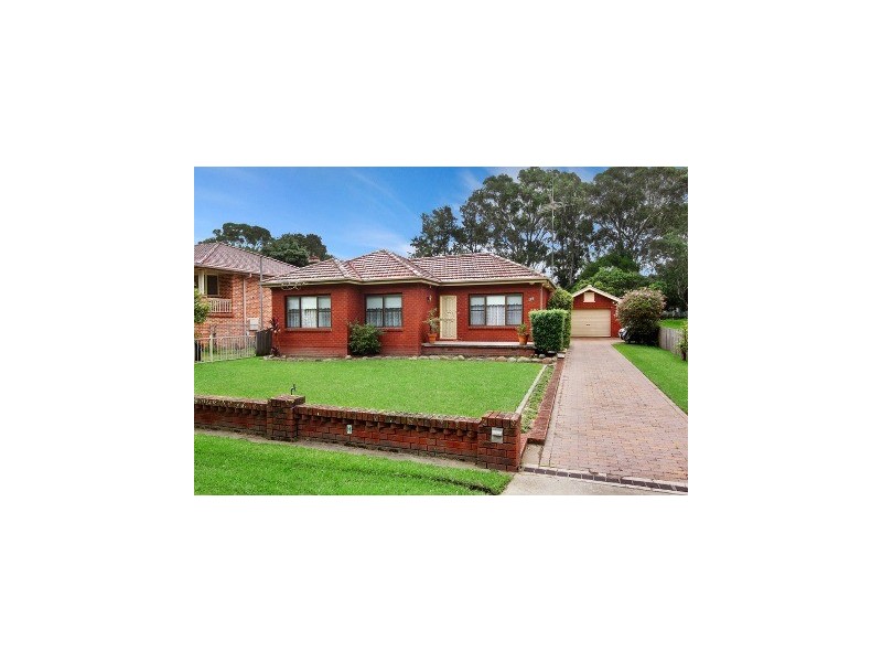 34 Budgeree Road, Toongabbie NSW 2146