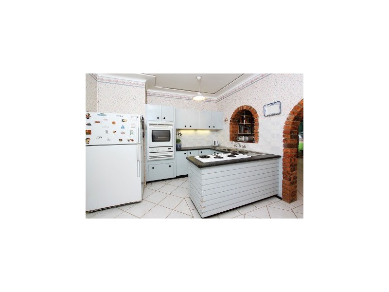 34 Budgeree Road, Toongabbie NSW 2146