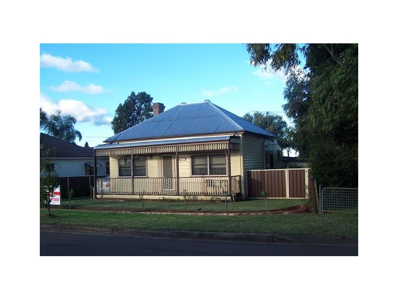 37 Badham St, Granville NSW 2142