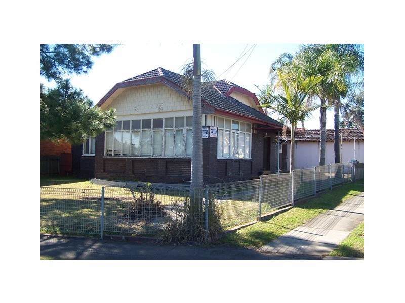 136 Railway Tce, Merrylands NSW 2160