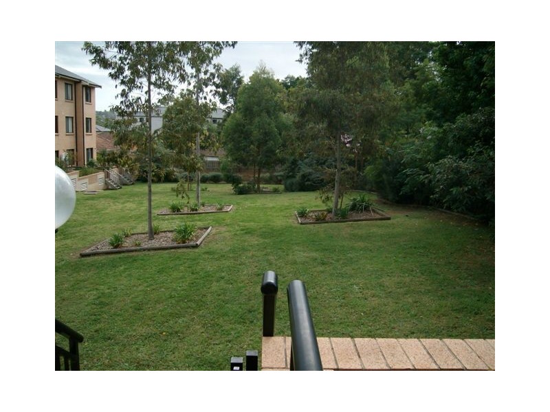 16-24 Lydbrook St, Westmead NSW 2145