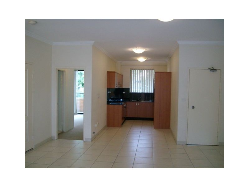 16-24 Lydbrook St, Westmead NSW 2145