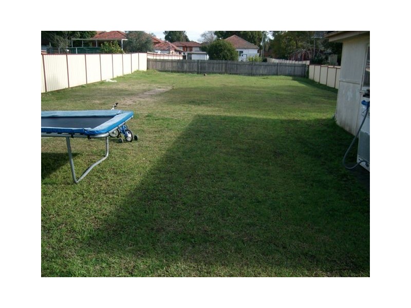 15 CHETWYND ROAD, Merrylands NSW 2160