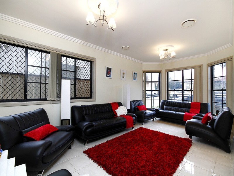 15 Bradman Street, Merrylands NSW 2160