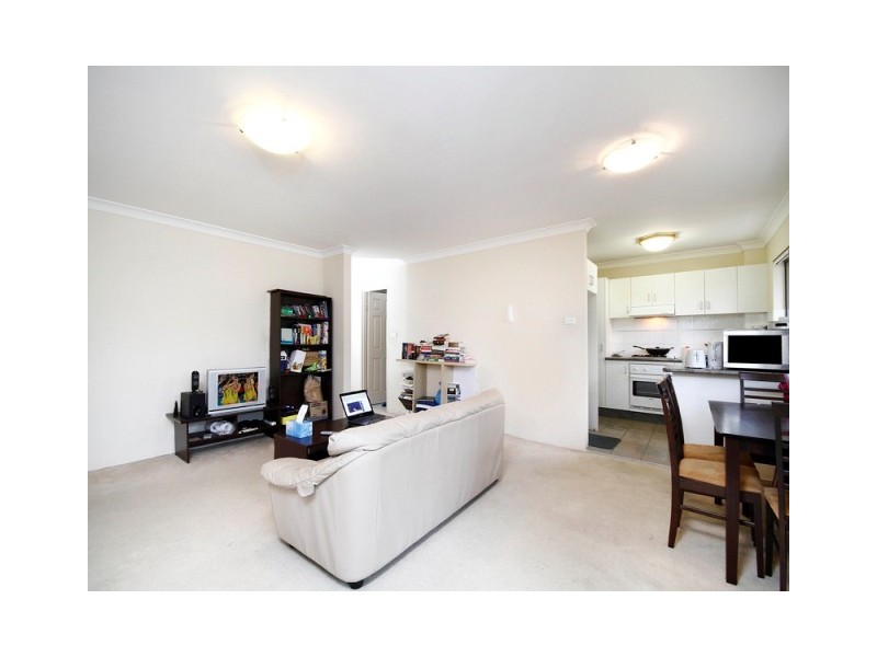 10-14 Calliope, Guildford NSW 2161