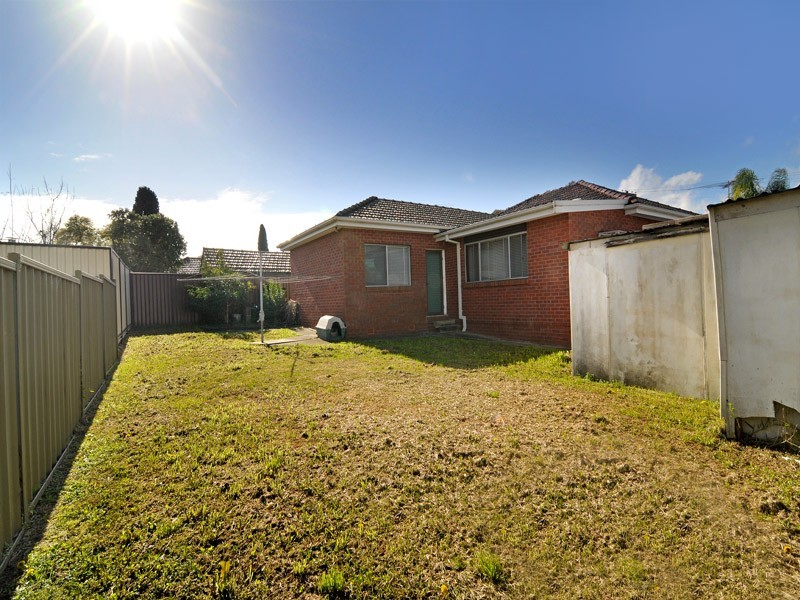 14 Wainwright Street, Guildford NSW 2161