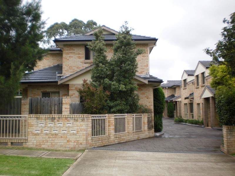 6/34 Henry Street, Guildford NSW 2161
