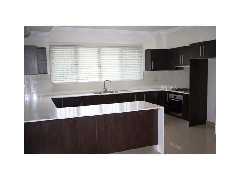 48 St Hilliers Rd, Auburn NSW 2144