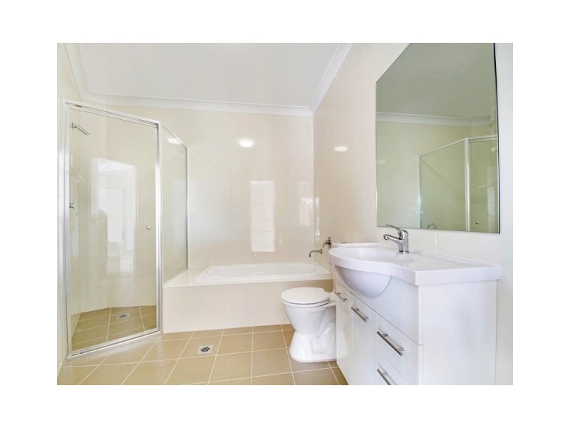 2/126 Merrylands Rd, Merrylands NSW 2160