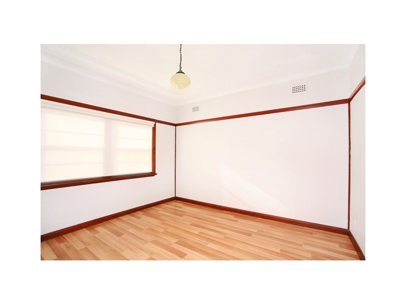 67 Clyde St, Guildford NSW 2161