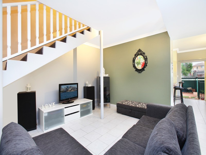 157 Fowler Rd, Merrylands NSW 2160