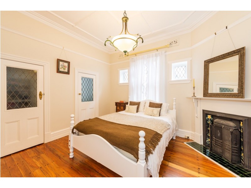 107 Middle Harbour Road, Lindfield NSW 2070