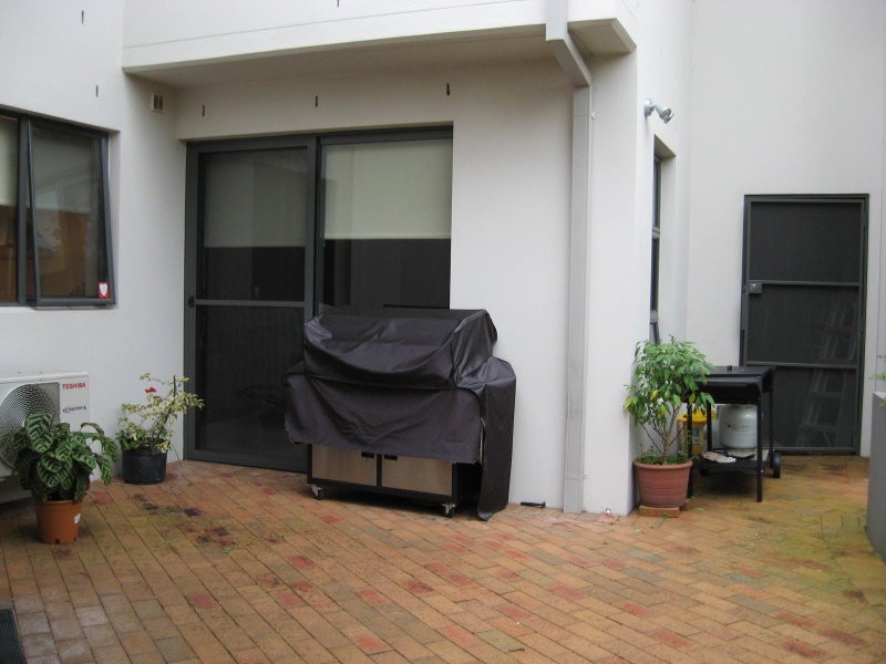 2/34 Wyuna Ave, Pymble NSW 2073