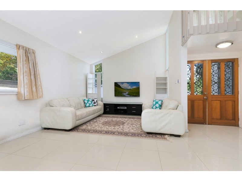 44 Mona Vale Rd, Pymble NSW 2073