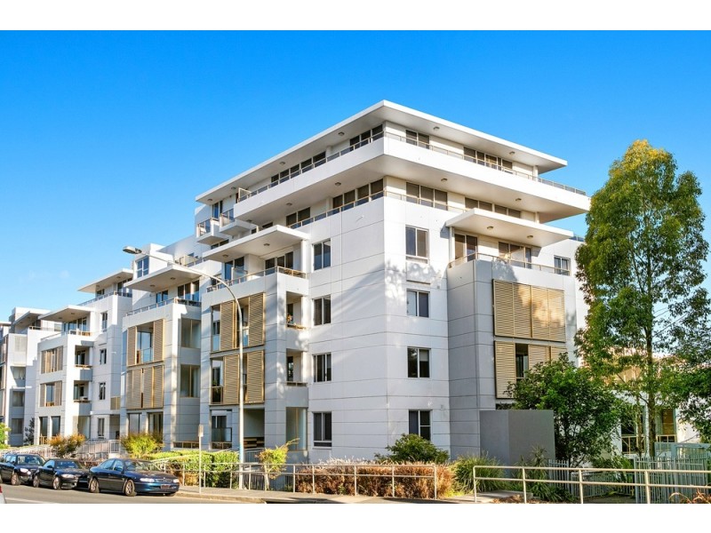 718/8 Avon Road, Pymble NSW 2073