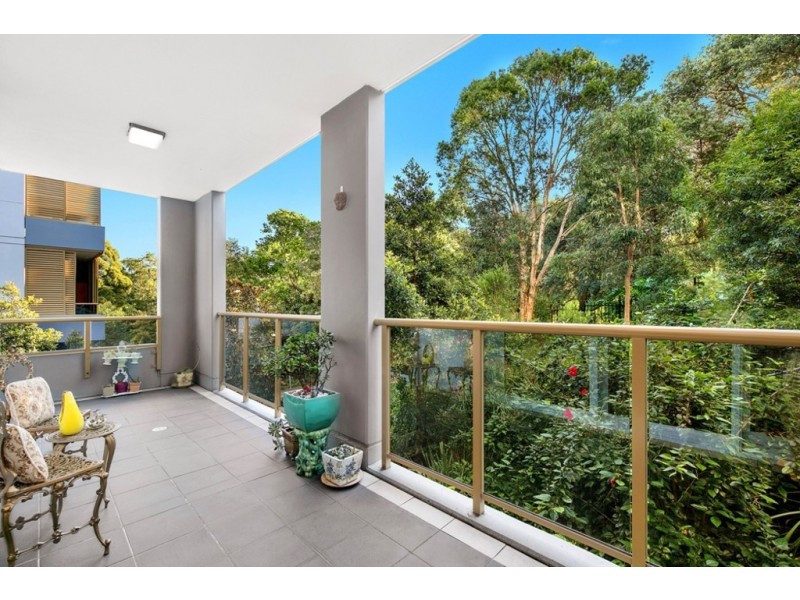 718/8 Avon Road, Pymble NSW 2073