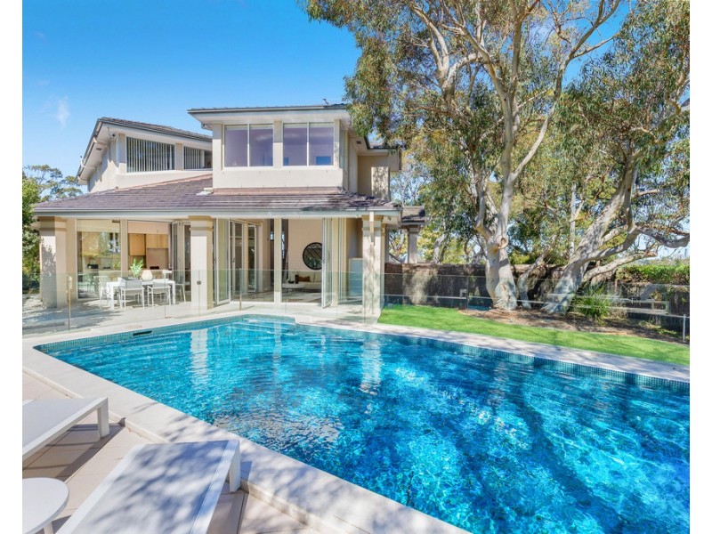 2 Deakin Pl, East Killara NSW 2071