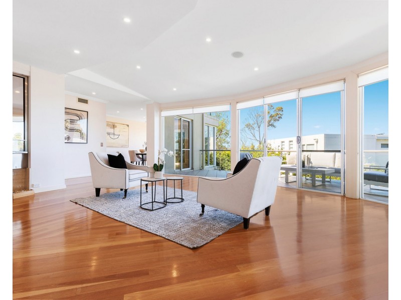 2 Deakin Pl, East Killara NSW 2071