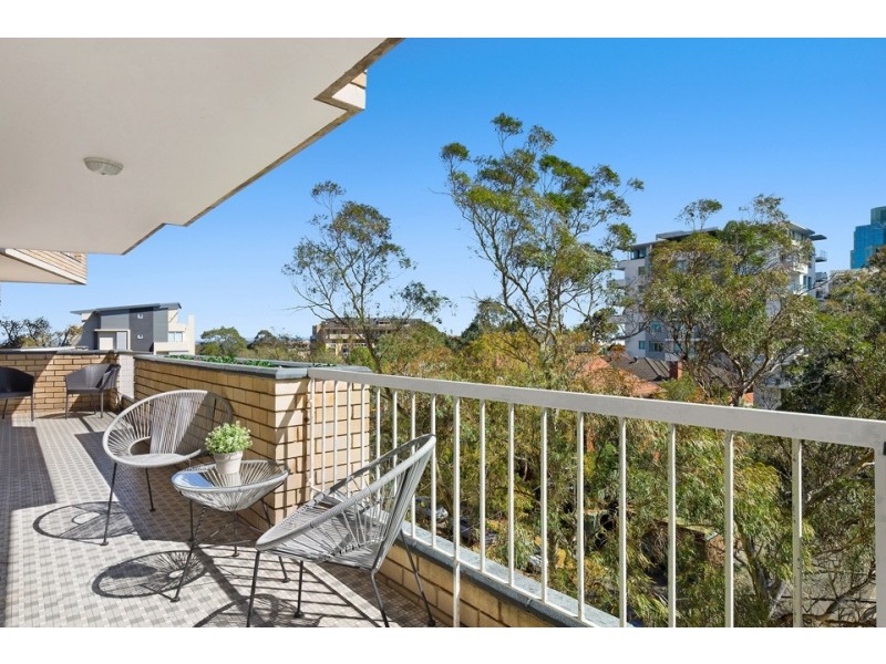 29/8-14 Ellis St, Chatswood NSW 2067