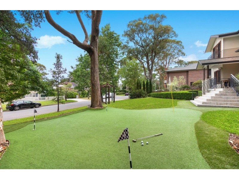 1 Kooloona Cr, West Pymble NSW 2073