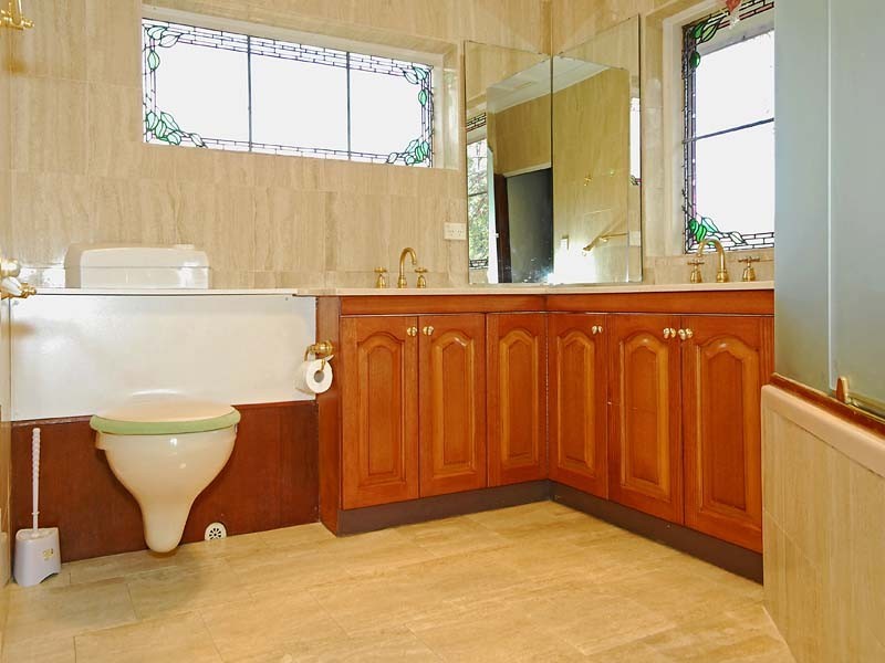 3 Bloomsbury Ave, Pymble NSW 2073