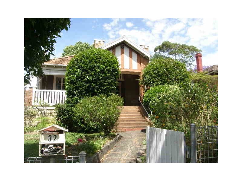 32 Strickland Ave, Lindfield NSW 2070