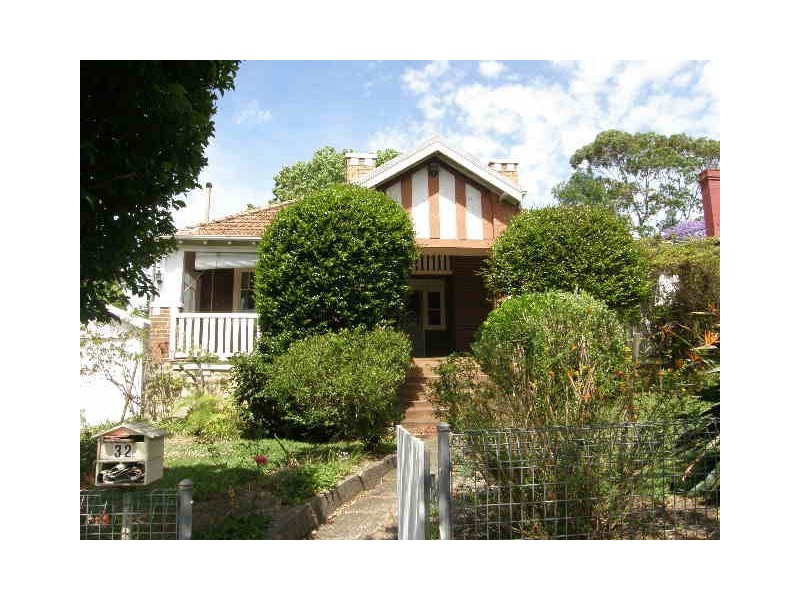 32 Strickland Ave, Lindfield NSW 2070