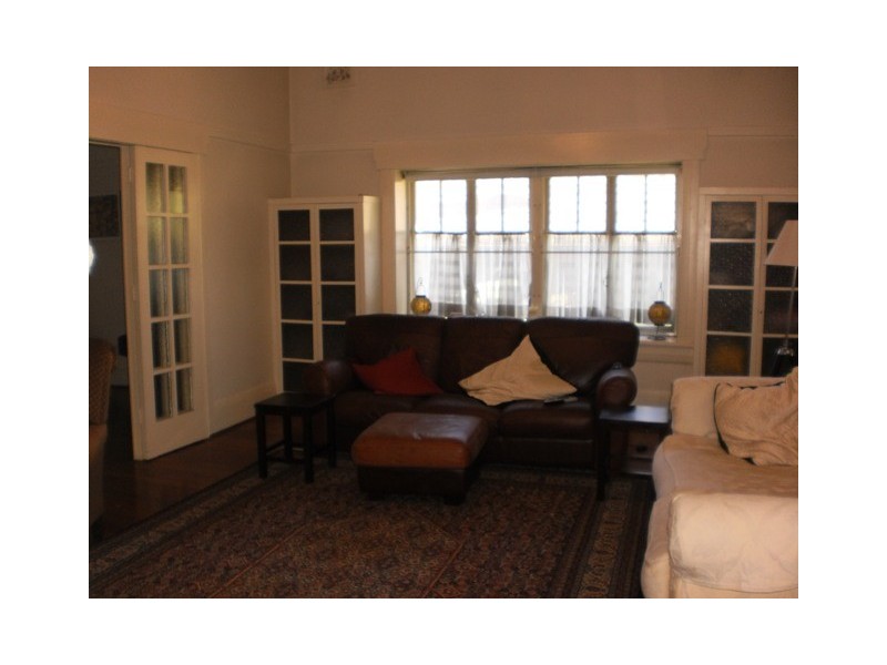 32 Strickland Ave, Lindfield NSW 2070