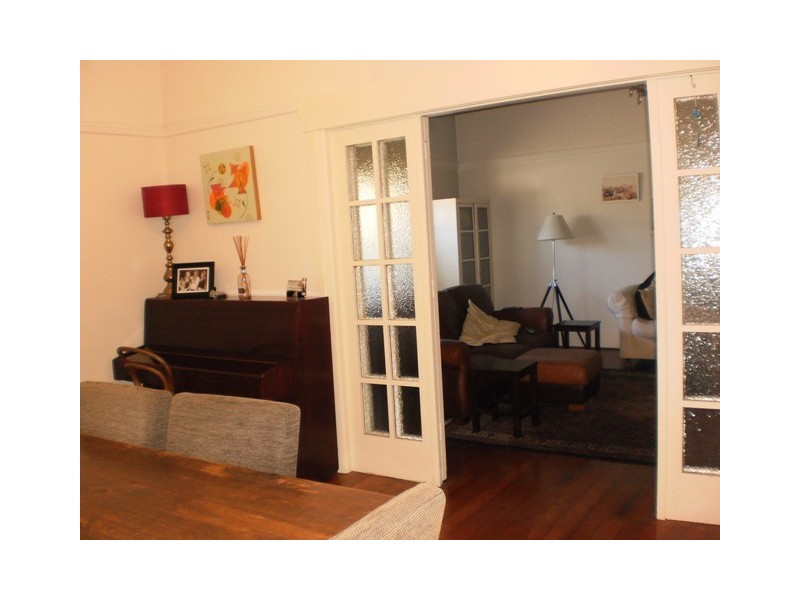 32 Strickland Ave, Lindfield NSW 2070