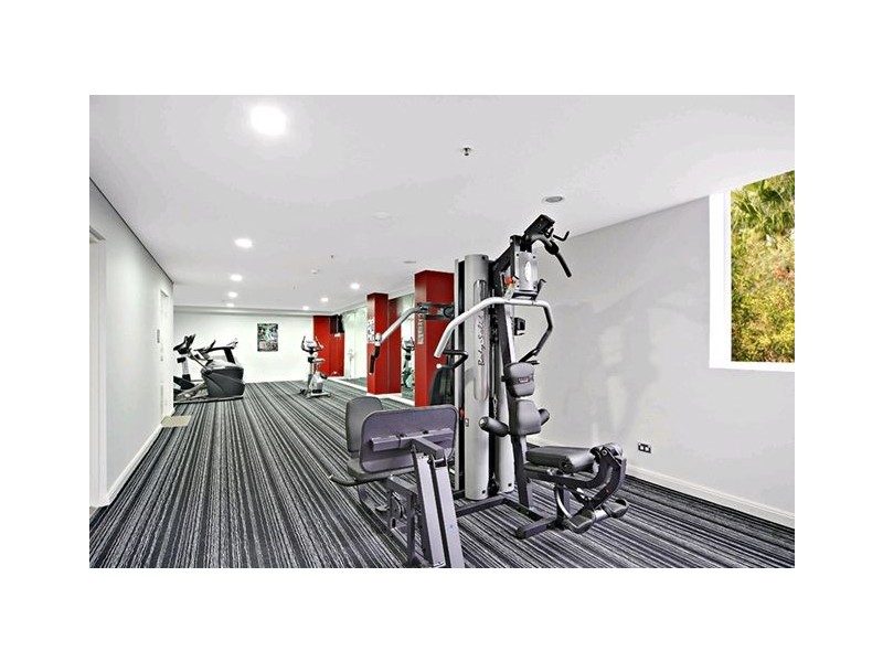 806/10 Avon Rd, Pymble NSW 2073