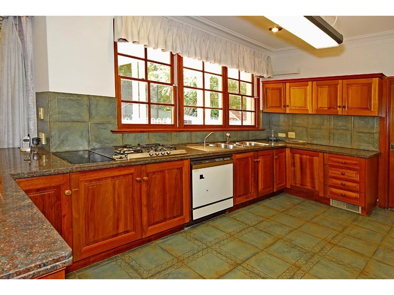 18 Warrangi St, Turramurra NSW 2074