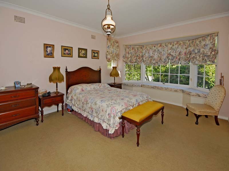 19A Macquarie Rd, Pymble NSW 2073