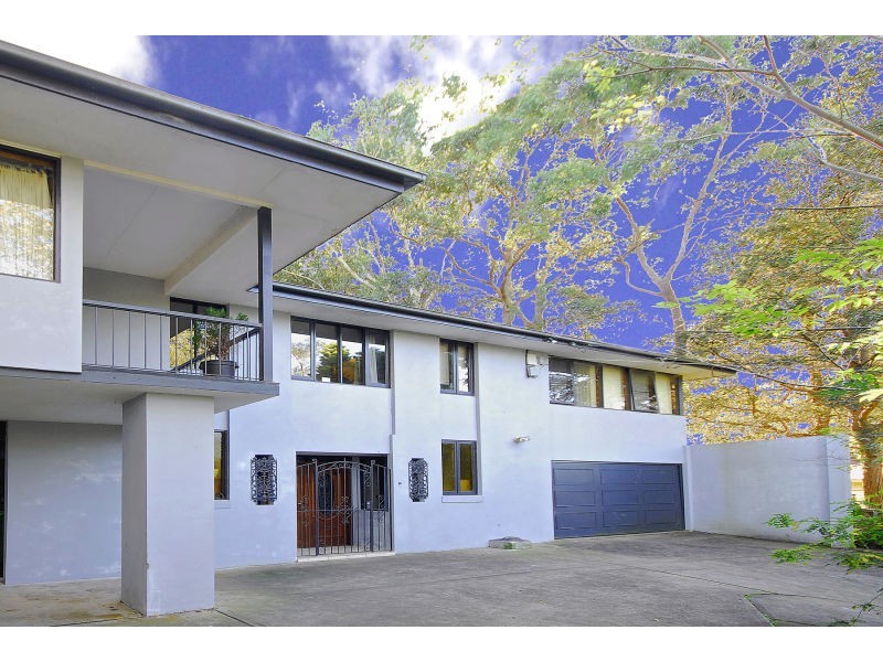 14 Lowry Cres, St Ives NSW 2075