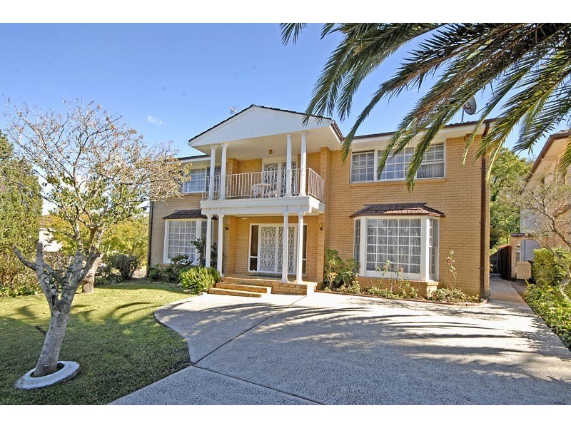 10 Tristania Place, West Pymble NSW 2073