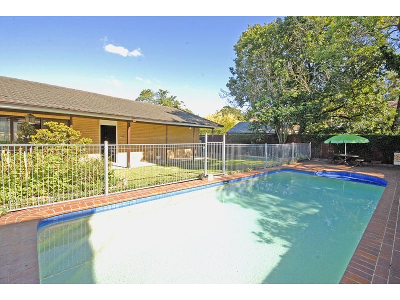 10 Tristania Place, West Pymble NSW 2073
