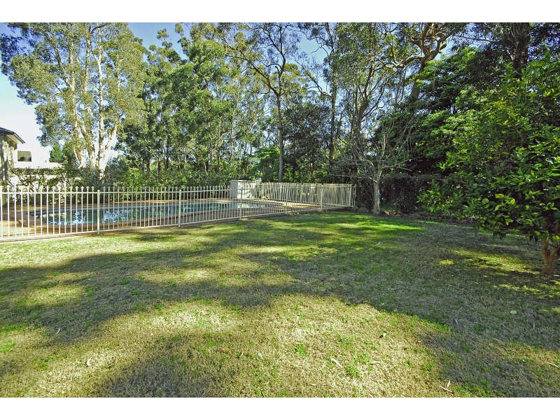 20 Greenway Drive, Pymble NSW 2073