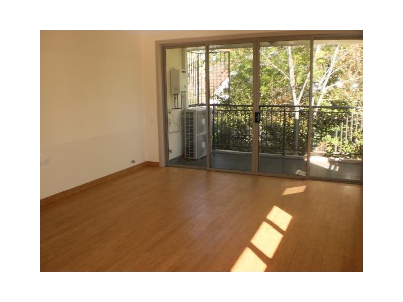 8/53 Killeaton St, St Ives NSW 2075