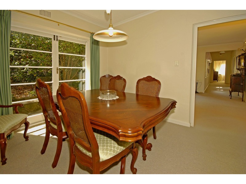 12 Fairway Ave, Pymble NSW 2073