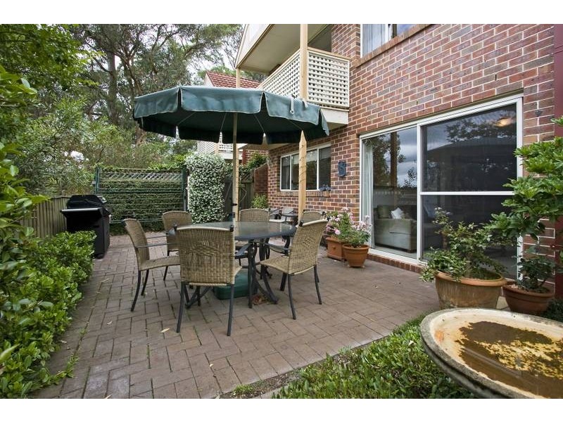 2/4  Mandalay Pl, Pymble NSW 2073