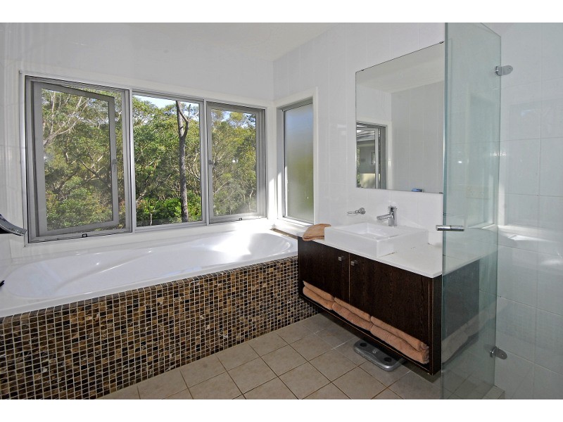 12 Valley View Close, Roseville NSW 2069