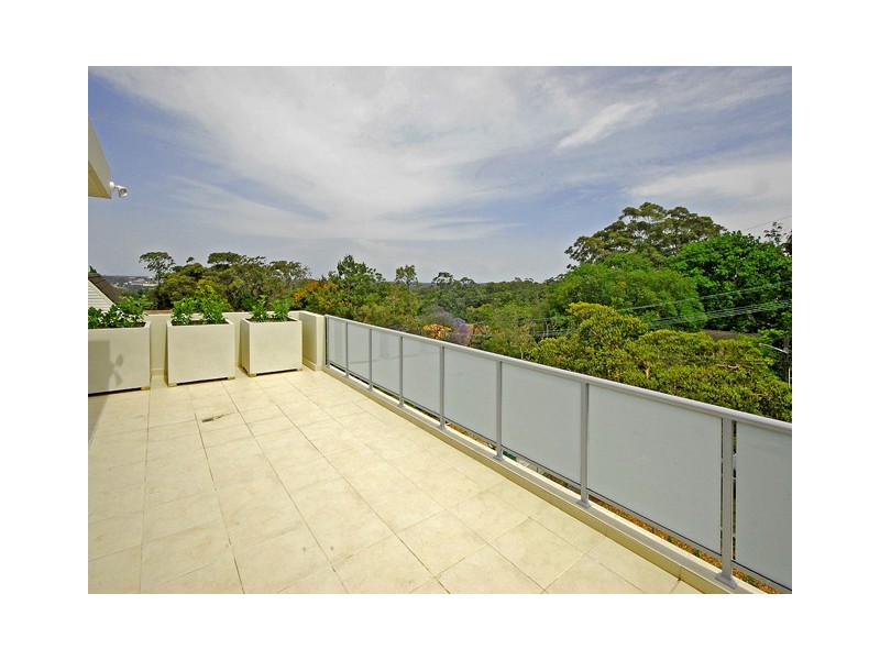 1/2 Fiddens Wharf Rd, Killara NSW 2071