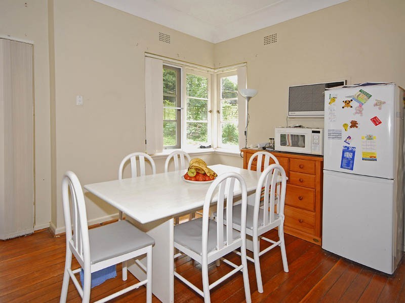 21 Livingstone Avenue, Pymble NSW 2073