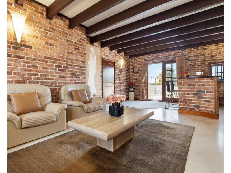 105 Koola Ave, East Killara NSW 2071