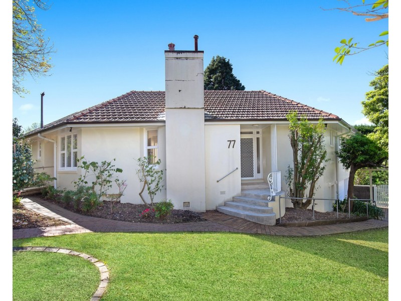 77 Bannockburn Road, Turramurra NSW 2074